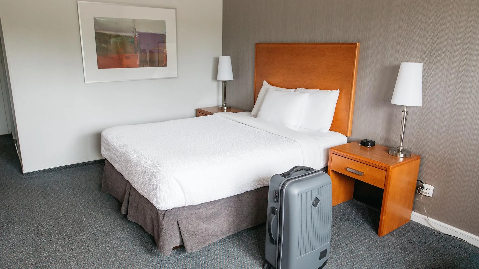 ***  Norwood Hotel Winnipeg Canada
