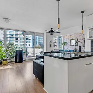 2br-gastown-downtown-vancouver-close-to-everything.vancouver-hotels-bc.net/